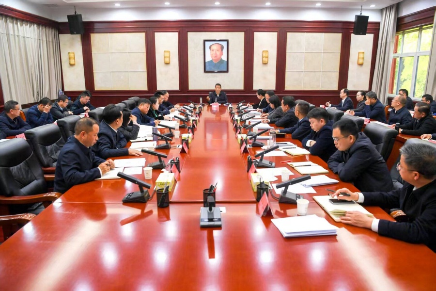 許忠建主持召開做好旅發(fā)大會(huì)“后半篇文章”專題調(diào)度會(huì)